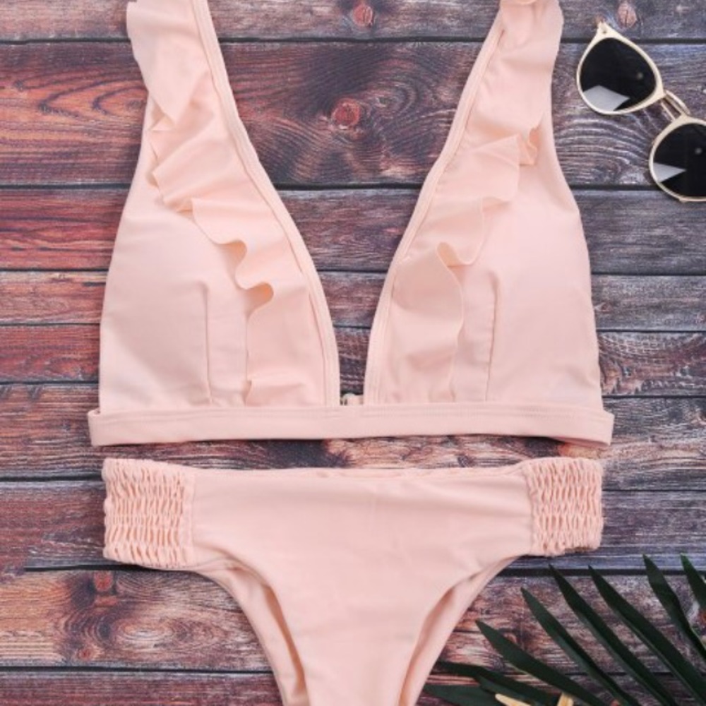 NWOT Pink Two Piece Ruffle Ruched Bikini